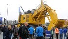 Komatsu sætter strøm til 400 tons gravemaskine