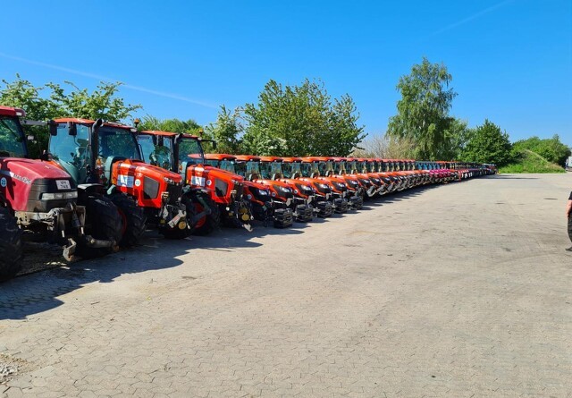 Entreprenør indkøber 10 nye traktorer om året