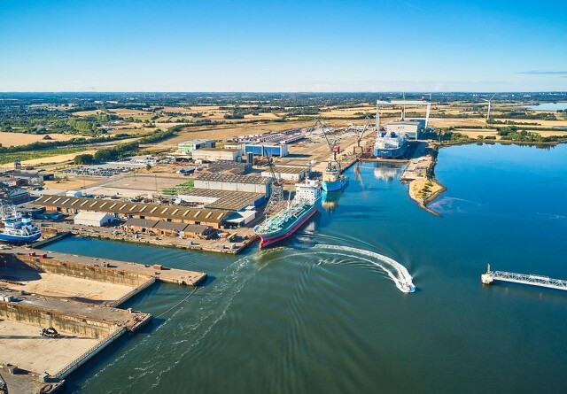 Første feltundersøgelser af Odense Havn er i gang
