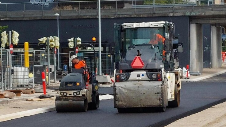 Kommuner kan spare penge på vejarbejde ved at fremskynde udbud
